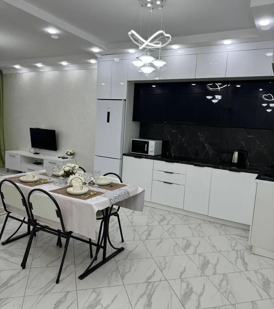 Riviera Евродвушка Apartment Almaty 0*,